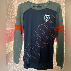 Is a Nike NFL TEAMS Chicago Bears long sleeved shirt